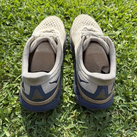 Hoka One One Clifton 7 Men Sz 11.5 Shoes Almond Milk 1110508 TVID Sneakers READ - Picture 4 of 11